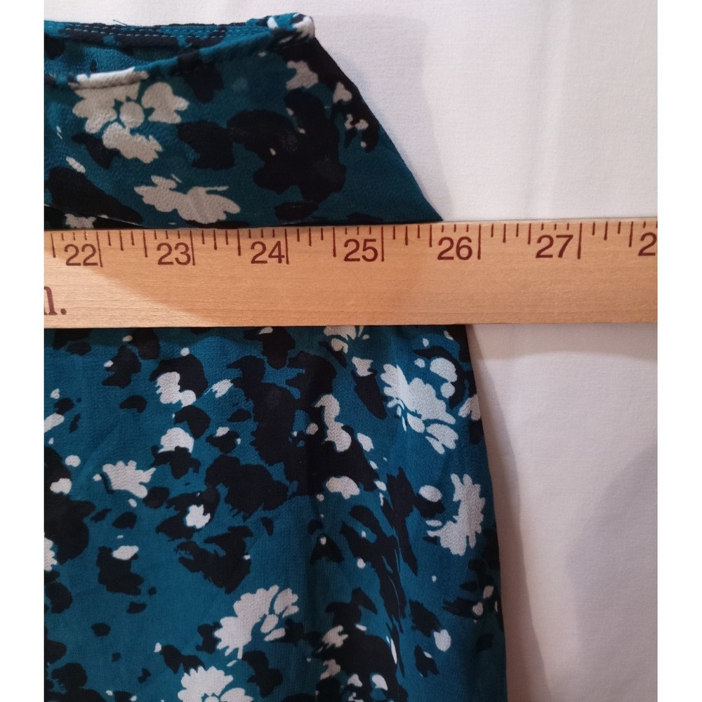 Lane Bryant Women's Double Layer Swing Tank Sleeveless Top, SZ 20, Teal Floral - Picture 3 of 5